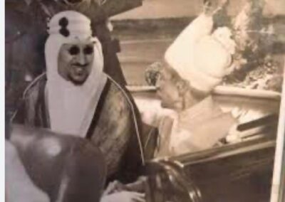 زيارة الملك سعود بن عبدالعزيز لحيدر آباد عام سنة 1954م / 1374هـ ولقاء النظام مير عثمان علي خان.